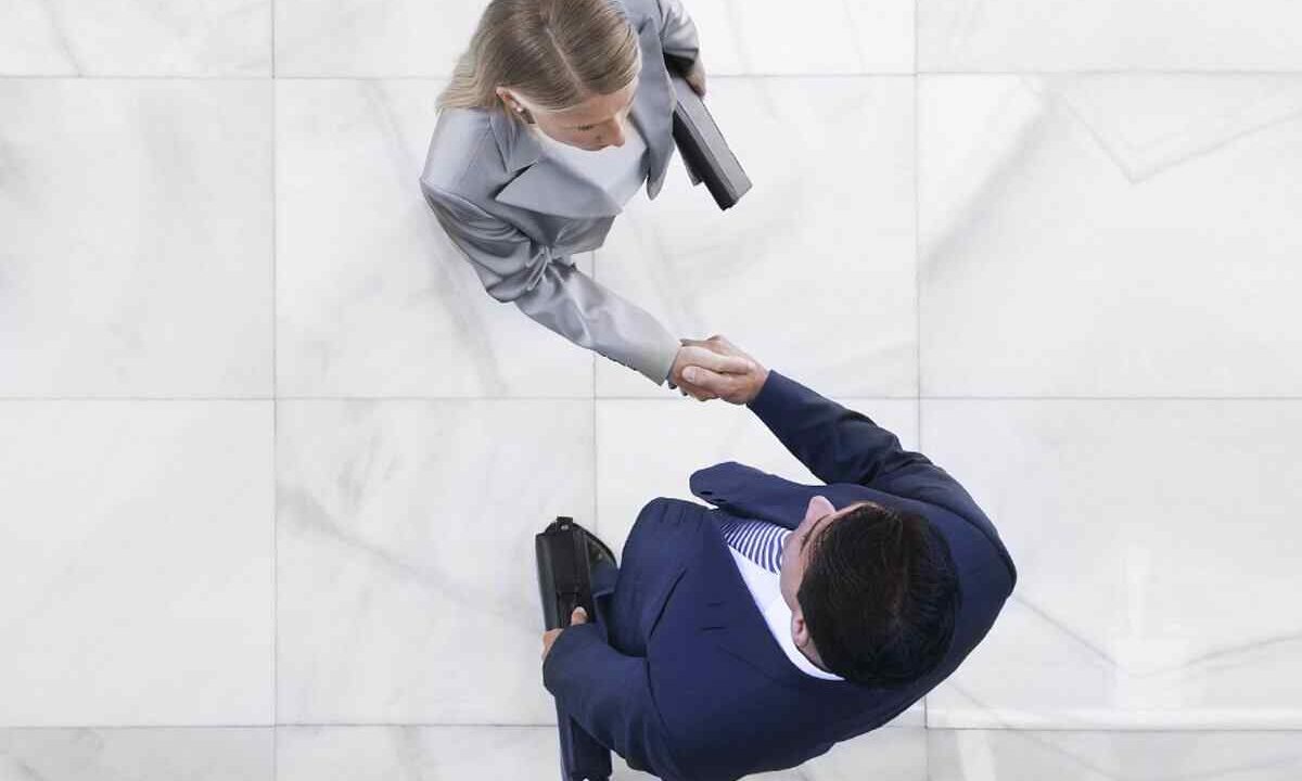 EMPREENDEDOR, VOCÊ ESTÁ SOFRENDO COM A INADIMPLÊNCIA? VEM VER A SOLUÇÃO